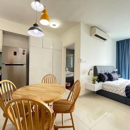 Teega Suites Seaview By Vdo Homestay Nusajaya  Esterno foto