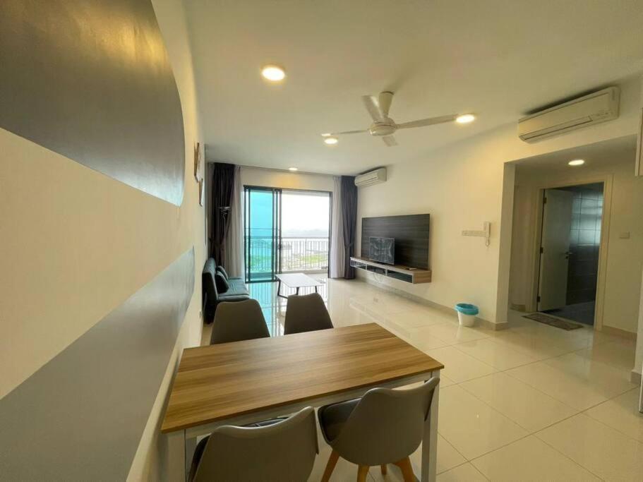 Teega Suites Seaview By Vdo Homestay Nusajaya  Esterno foto