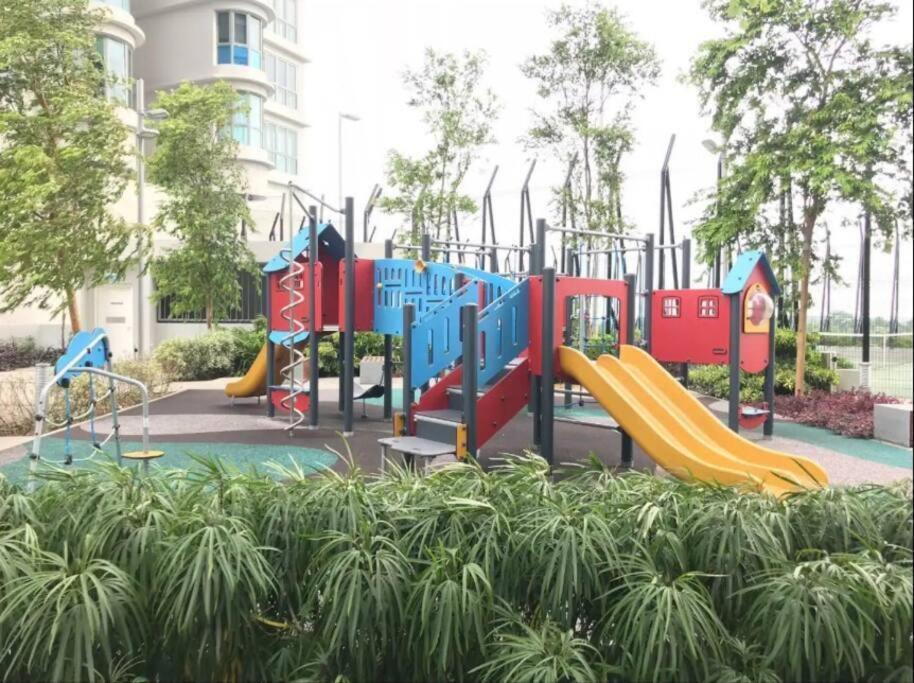 Teega Suites Seaview By Vdo Homestay Nusajaya  Esterno foto
