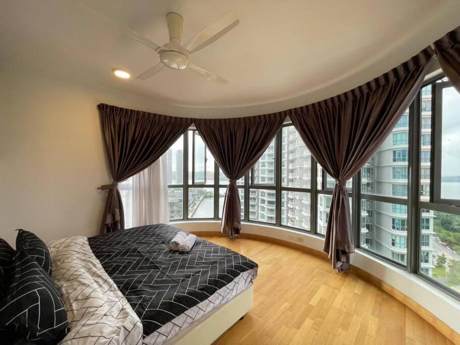 Teega Suites Seaview By Vdo Homestay Nusajaya  Esterno foto