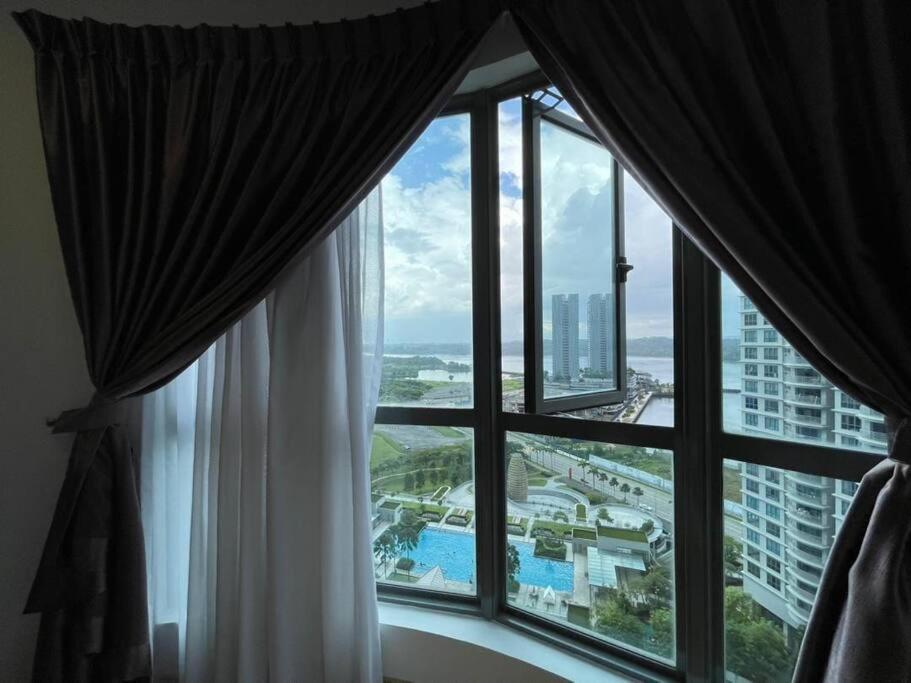 Teega Suites Seaview By Vdo Homestay Nusajaya  Esterno foto