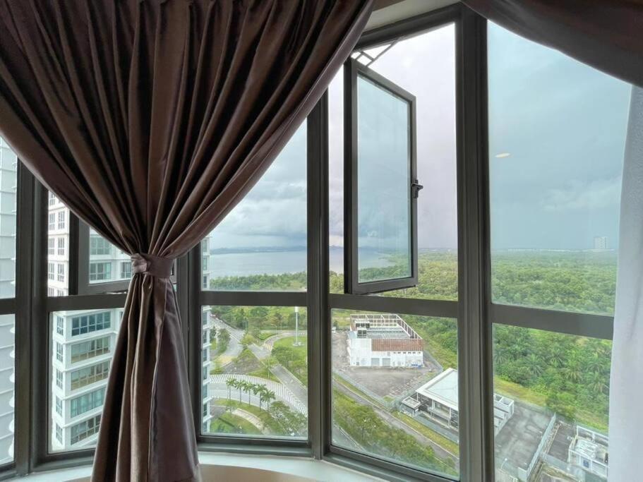 Teega Suites Seaview By Vdo Homestay Nusajaya  Esterno foto