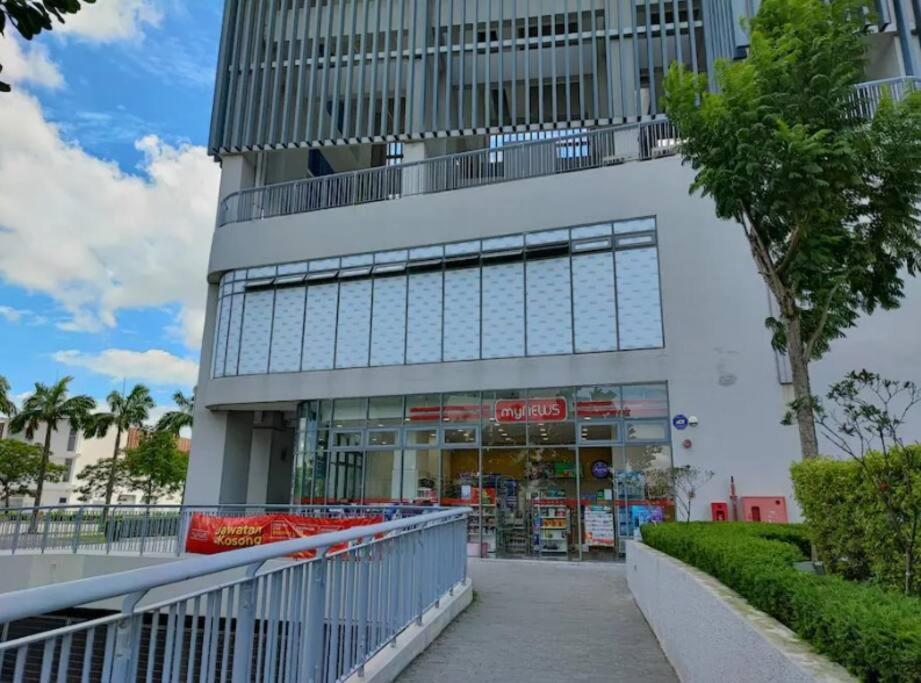 Teega Suites Seaview By Vdo Homestay Nusajaya  Esterno foto